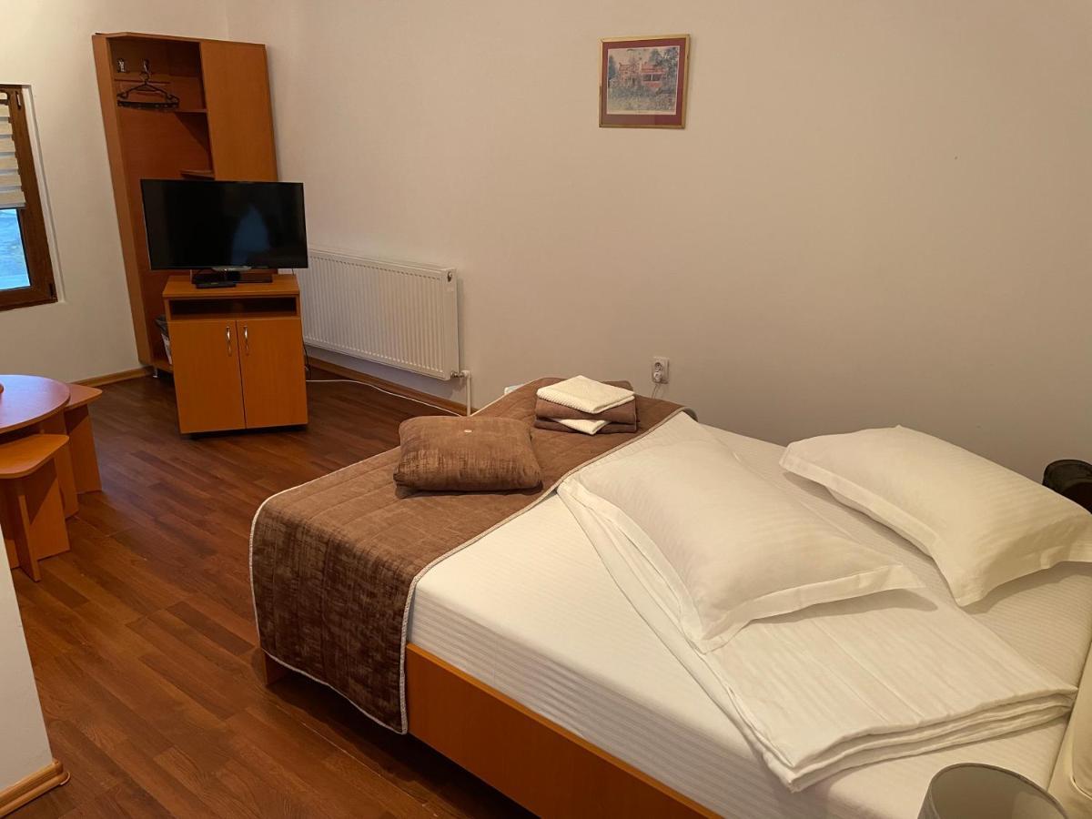 Pensiunea Marmis Riu Barbat Bagian luar foto